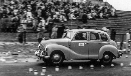 P.F.van der Wansem i B.Brinkel – Austin A 40.